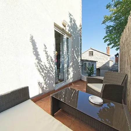 Apartment Lovely Silvana