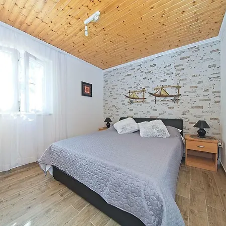 Apartment Lovely Silvana Postira